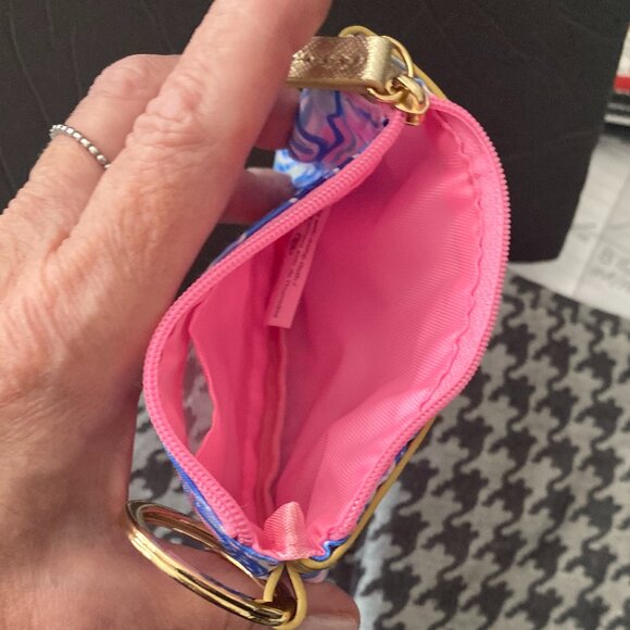 The Lilly Pulitzer ID Coin Purse in Pink Blue w/a Coral Sea pattern 5"x3"NWOT - Picture 5 of 5